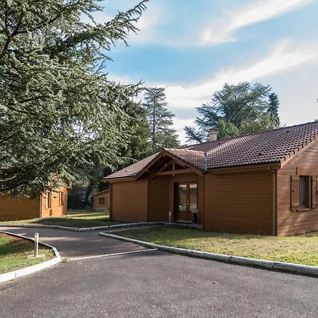 Les Cedres Bleus Aurec-Sur-Loire